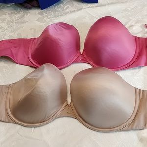 Used Victoria Secret biofit strapless set of bras